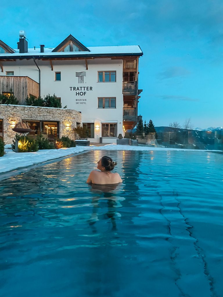 Dolomiti: il miglior hotel di lusso è il Tratterhof Mountain Sky Hotel